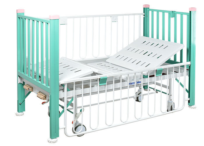 اثنان وظيفة دليل سرير الأطفال الطبية مع المينا القضبان الجانبية الصلب