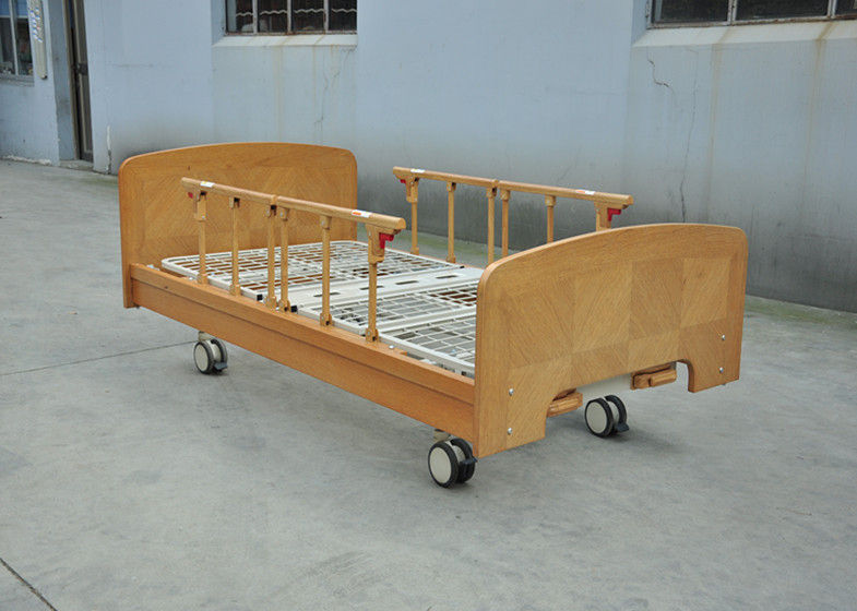اثنين يدوي الساعد التمريض سرير الرئيسية هيكل الخشب الصلب سبائك الألومنيوم الجانب السكك الحديدية