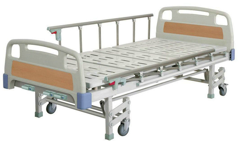 ISO وافق &quot;المريض سريراً مع ثلاثة الساعد متعددة الوظائف وحدة العناية المركزة الطبية سرير المستشفى&quot;